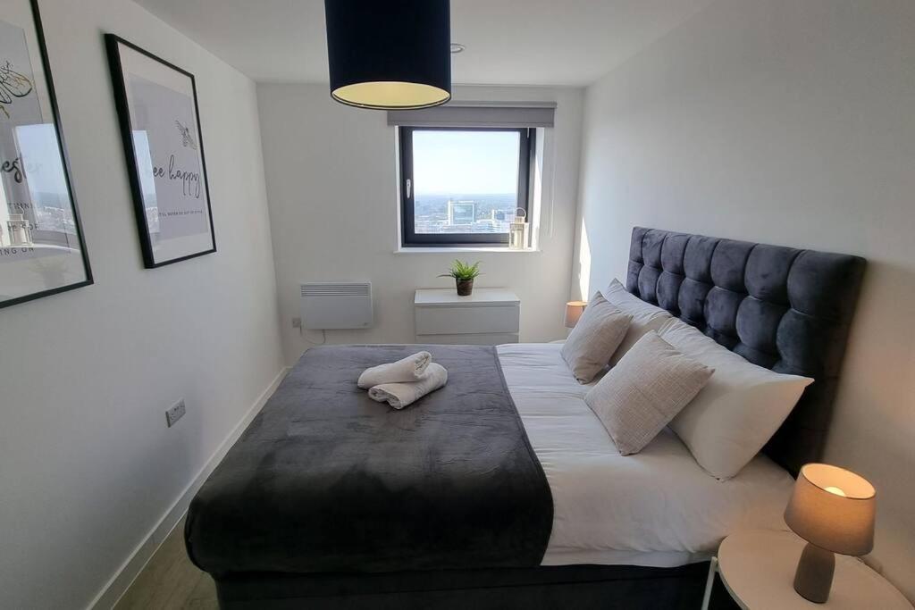 2 Bedroom Penthouse แมนเชสเตอร์ ภายนอก รูปภาพ
