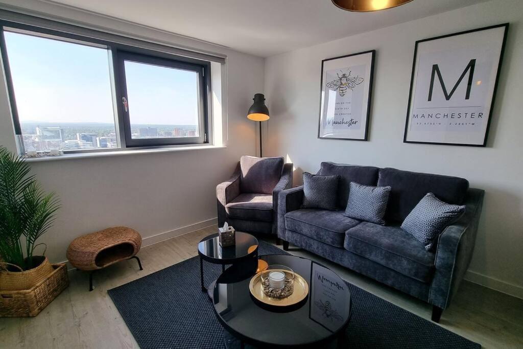 2 Bedroom Penthouse แมนเชสเตอร์ ภายนอก รูปภาพ
